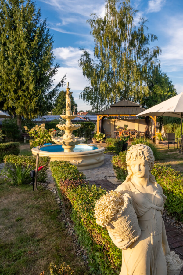 Nový zahradní altán na zahradě Hotelu TOMMY