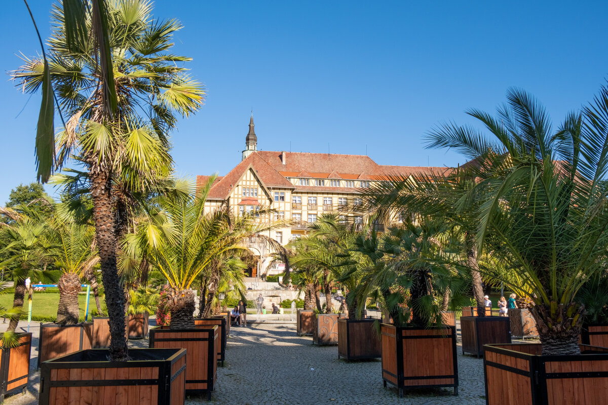 Kudowa-Zdrój a lázeňský Park Zdrojowy nedaleko Hotelu TOMMY