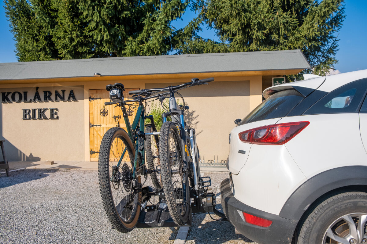 Cyklistický pobyt v Náchodě Přeprava kol na cyklistickou dovolenou do Hotelu TOMMY