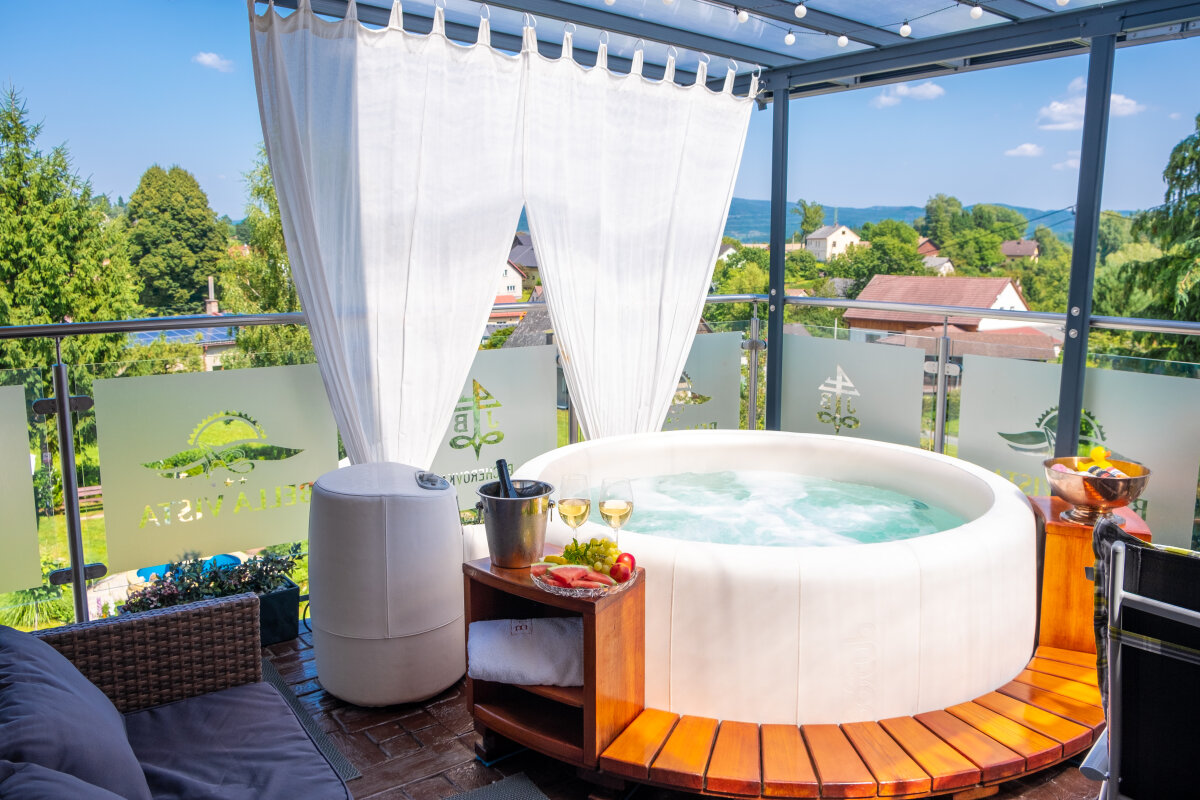 Privátní wellness Bella Vista na střeše Hotelu TOMMY